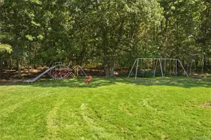 11 Juniper Ct, Selden, NY 11784 - Photo 20