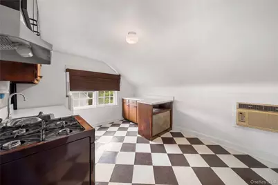 120 N Ocean Avenue, Patchogue, NY 11772 - Photo 8