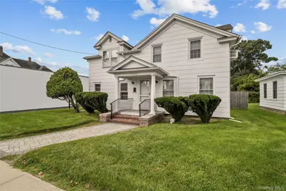 120 N Ocean Avenue, Patchogue, NY 11772 - Photo 4