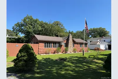 1 Beaver Street, Patchogue, NY 11772 - Photo 1