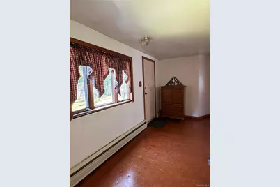 1 Beaver Street, Patchogue, NY 11772 - Photo 10
