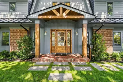 55 Washington Avenue, Garden City, NY 11530 - Photo 2