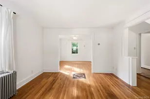 97 A Bay Ave, Huntington, NY 11743 - Photo 4