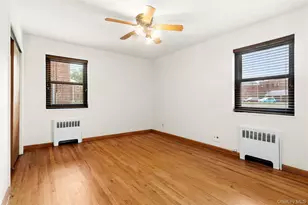 160-48 17th Ave, Whitestone, NY 11357 - Photo 12