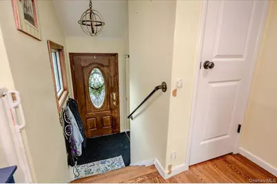 91 Flower Road, Valley Stream, NY 11581 - Photo 2