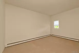 585 Seaman Ave, Baldwin, NY 11510 - Photo 10