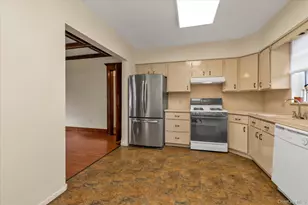 585 Seaman Ave, Baldwin, NY 11510 - Photo 8