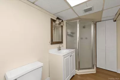 585 Seaman Avenue, Baldwin, NY 11510 - Photo 24