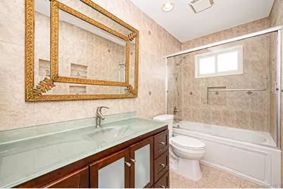 32 Yacht Club Road, Babylon, NY 11702 - Photo 18