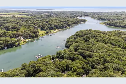 1745 Bayview Avenue, Mattituck, NY 11952 - Photo 36