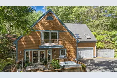 1745 Bayview Avenue, Mattituck, NY 11952 - Photo 26