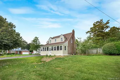 336 W Seaman Avenue, Freeport, NY 11520 - Photo 22