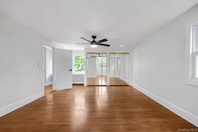 336 W Seaman Avenue, Freeport, NY 11520 - Photo 10