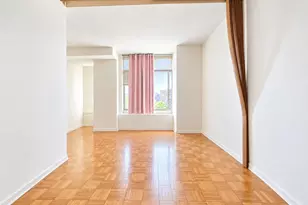 215 E 96th St, New York, NY 10128 - Photo 8