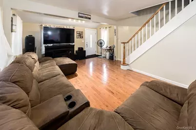 9917 215th Street, Queens Village, NY 11429 - Photo 4