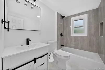 10 Field Place, Huntington Station, NY 11746 - Photo 26