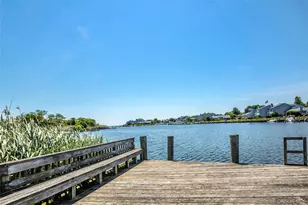 246 Fairharbor, Patchogue, NY 11772 - Photo 16