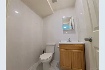 220-03 64th Avenu #1FL, Oakland Gardens, NY 11364 - Photo 10