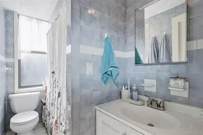 210 Martine Avenue #5L, White Plains, NY 10601 - Photo 10