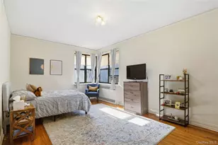 210 Martine Ave, White Plains, NY 10601 - Photo 8