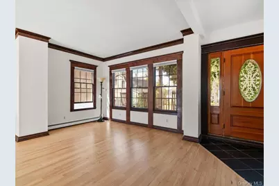 39 12th Avenue, Sea Cliff, NY 11579 - Photo 12