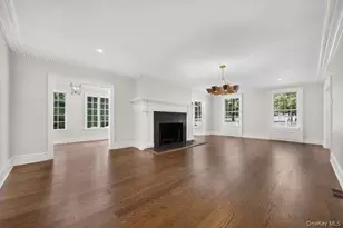 30 Brookside Dr, Manhasset, NY 11030 - Photo 6