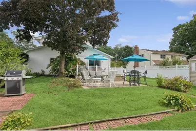 50 Plane Tree Lane, Saint James, NY 11780 - Photo 6