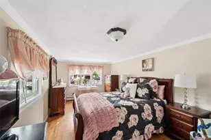 50 Plane Tree Ln, Saint James, NY 11780 - Photo 22