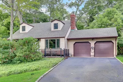 43 Huyler Court, Setauket, NY 11733 - Photo 32