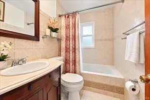 1360 Edwards Ave, Bronx, NY 10461 - Photo 16