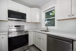 7 Douglas St, Poughkeepsie, NY 12603 - Photo 4