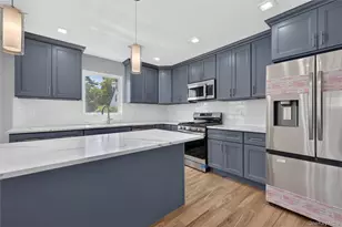 34 Wilson Rd, Valley Stream, NY 11581 - Photo 10