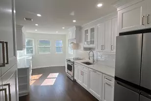 19 Bunkerhill Dr, Huntington, NY 11743 - Photo 8