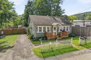 15 Elm St, Greenwood Lake, NY 10925 - Photo 2