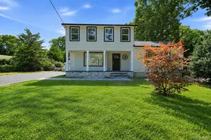 355 Forest Ln, Smithtown, NY 11787 - Photo 2