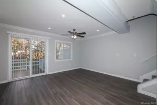 32 Stevens Pl, Coram, NY 11727 - Photo 4