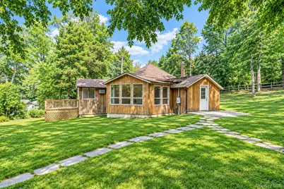 5 Jacobs Lane, Wading River, NY 11792 - Photo 1