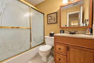 924 Skyline Dr, Coram, NY 11727 - Photo 12