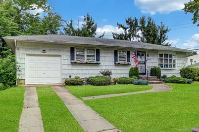 13 Haight Street, Deer Park, NY 11729 - Photo 2