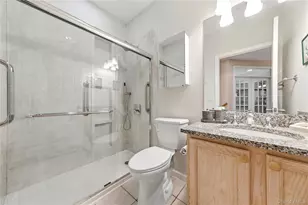 39 Symphony Dr, Lake Grove, NY 11755 - Photo 20