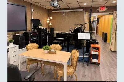 42-32 162nd Street, Flushing, NY 11358 - Photo 4