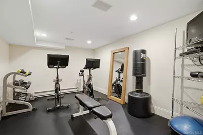81 Park Drive N, Rye, NY 10580 - Photo 22