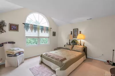 176 Merrick Road #10, Amityville, NY 11701 - Photo 22