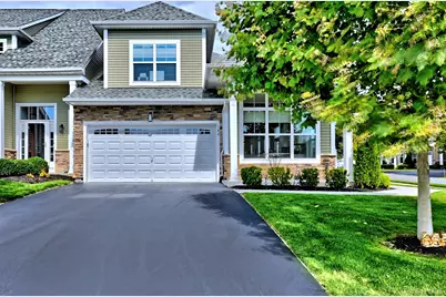 182 Belmont Circle, Yaphank, NY 11980 - Photo 4
