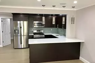 368 Balcom Ave, Bronx, NY 10465 - Photo 4