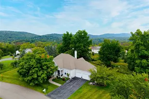 85 Roosevelt Dr, Poughquag, NY 12570 - Photo 2