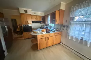 97 Hiawatha Dr, Brightwaters, NY 11718 - Photo 4