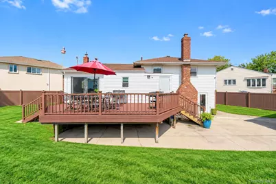 919 Park Court, Valley Stream, NY 11581 - Photo 44