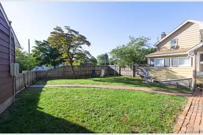 455 Montauk Highway, Eastport, NY 11941 - Photo 18