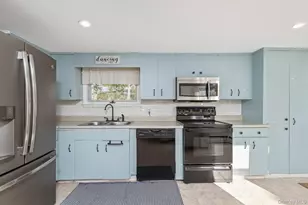 455 Montauk Hwy, Eastport, NY 11941 - Photo 10